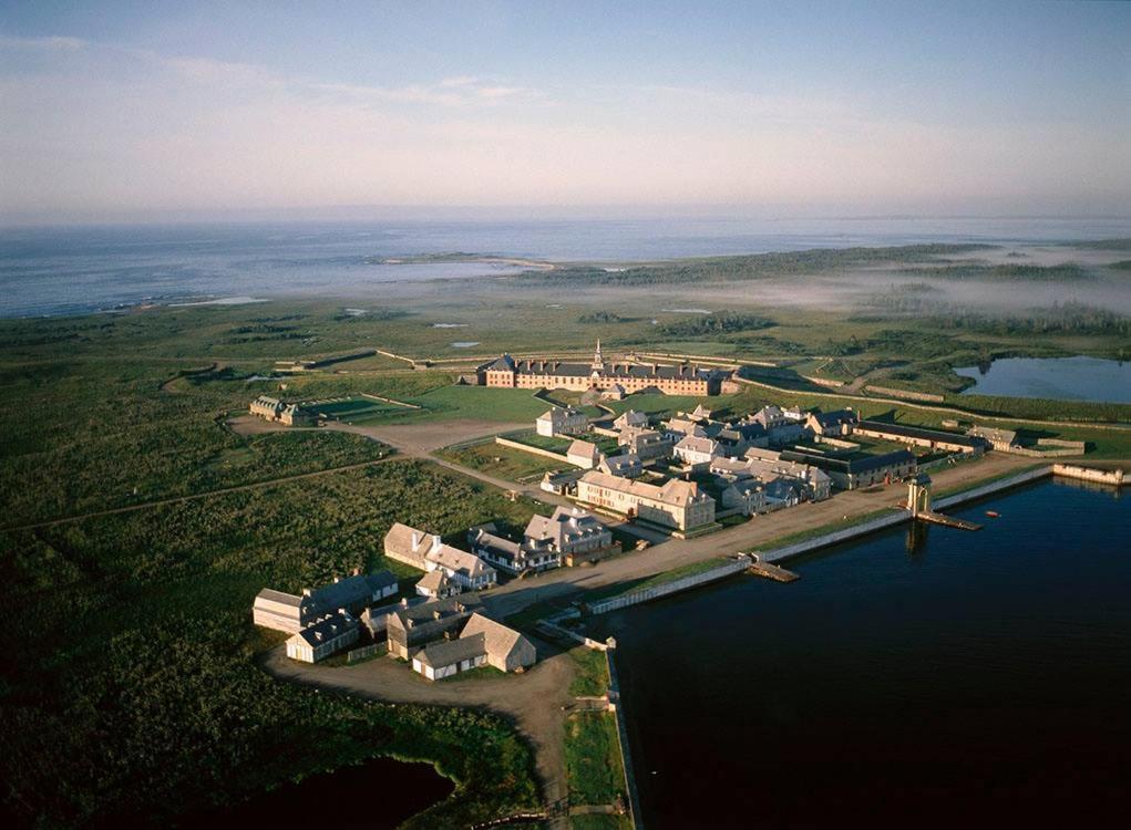 North Star Beach Suites Louisbourg Exterior photo