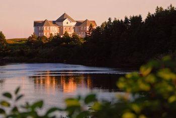 North Star Beach Suites Louisbourg Exterior photo